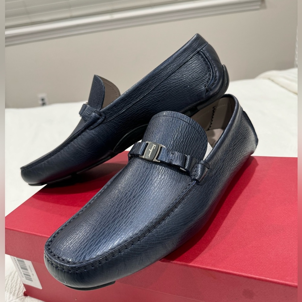 Salvatore Ferragamo - Navy Pebble Calf - Picture 3 of 10